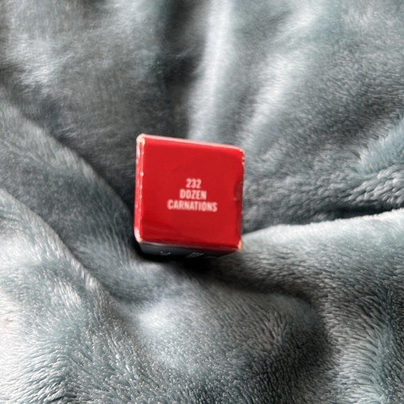 Mac Cremesheen and Lustre Lipstick. - Picture 3 of 3